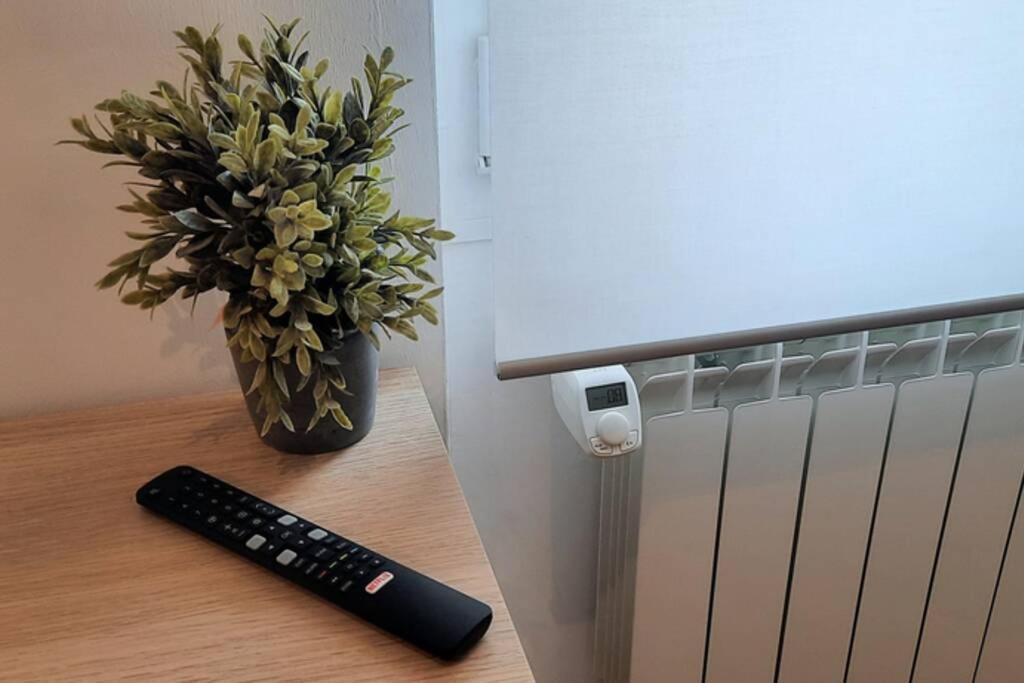 Apartamentos Milan 2 Овиедо Екстериор снимка