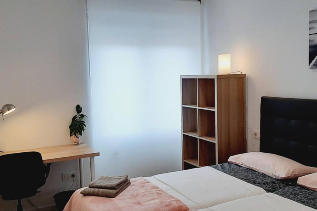 Apartamentos Milan 2 Овиедо Екстериор снимка